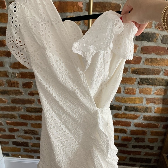 Sabo Skirt Jacque On Shoulder Dress - Picture 2 of 4